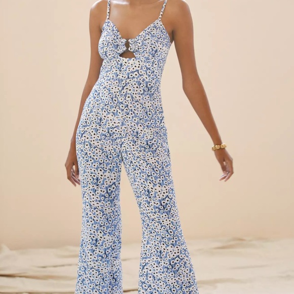 Anthropologie Pants - NWT Anthropologie Jumpsuit - Stunning! 🌞